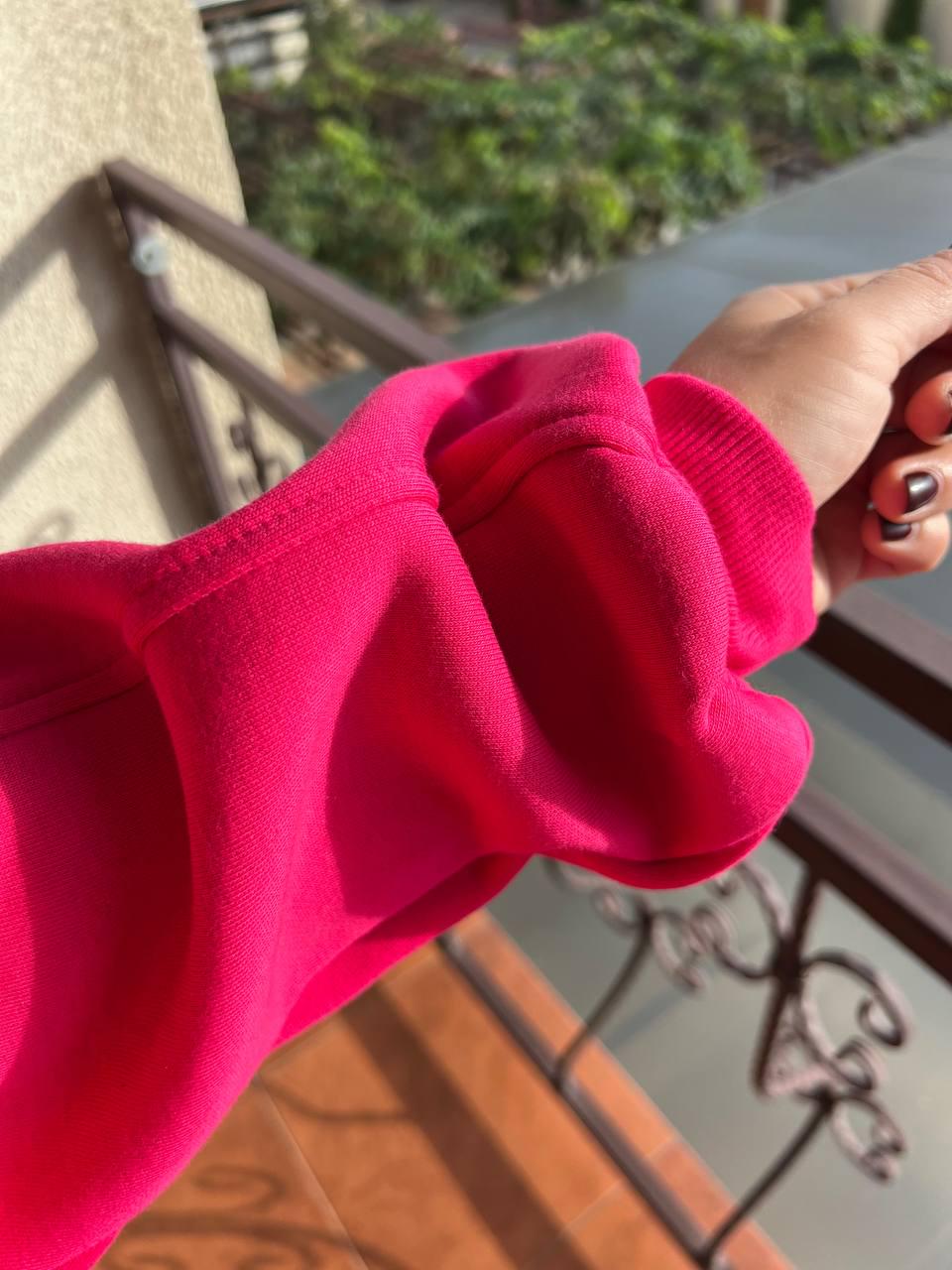 Свитшот женский OLIVIA 2479 широкий утепленный вышивка OS Малиновый (1133) - фото 3