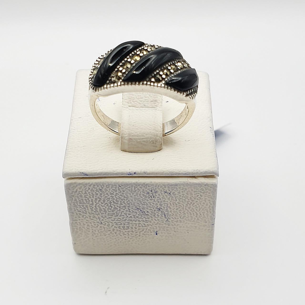 Каблучка срібна з агатом р. 17 4,45 г (2674926133) Каблучка срібна з агатом р. 17 4,45 г (2674926133)