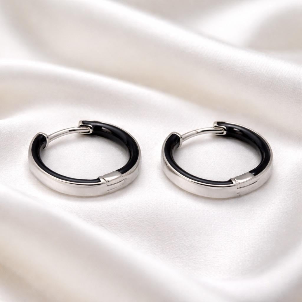 Серьги серебряные LoveR кольца с черной эмалью с английским замком