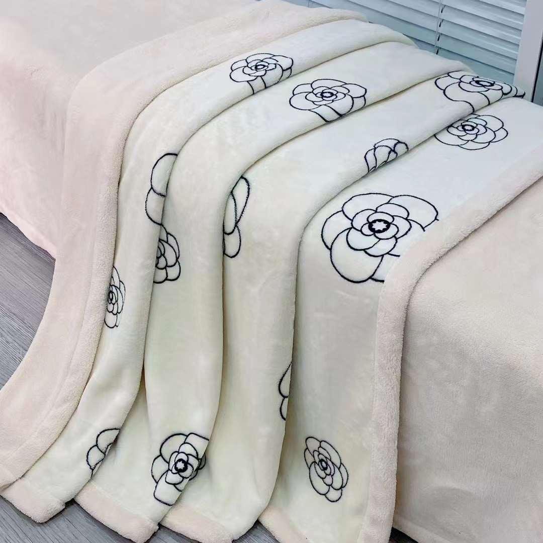 Плед велюровый двухсторонний 150х200 см Бежевый (700054)