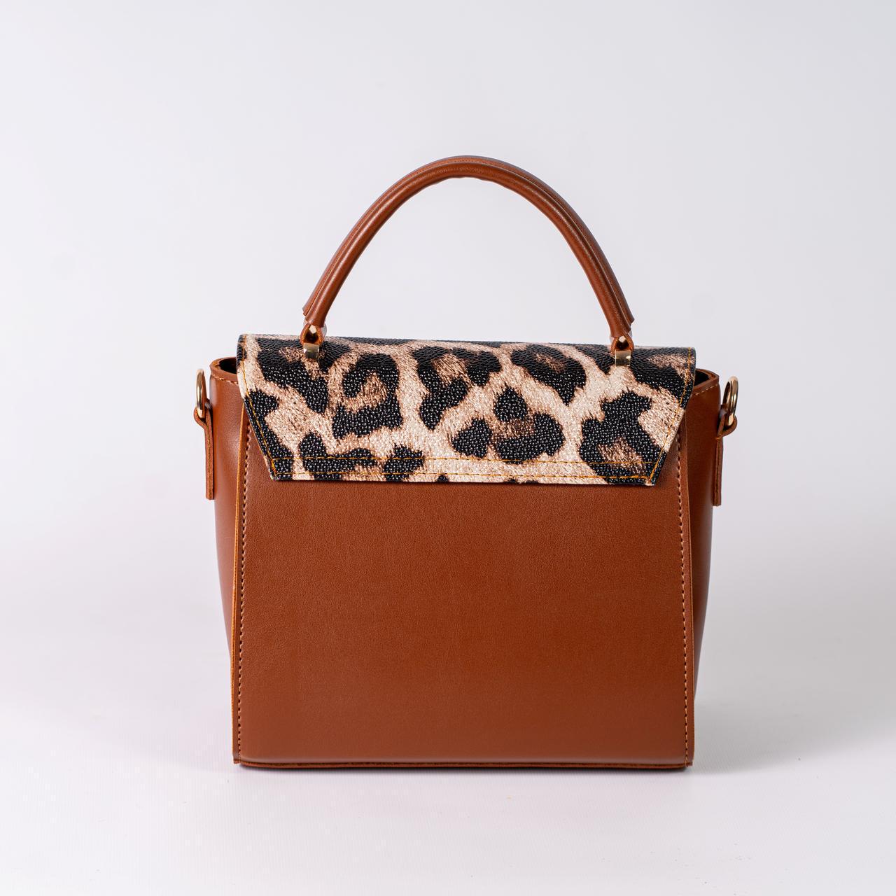 Сумка женская с клапаном леопард XENIA № 37-24 из эко-кожи Охра - фото 2