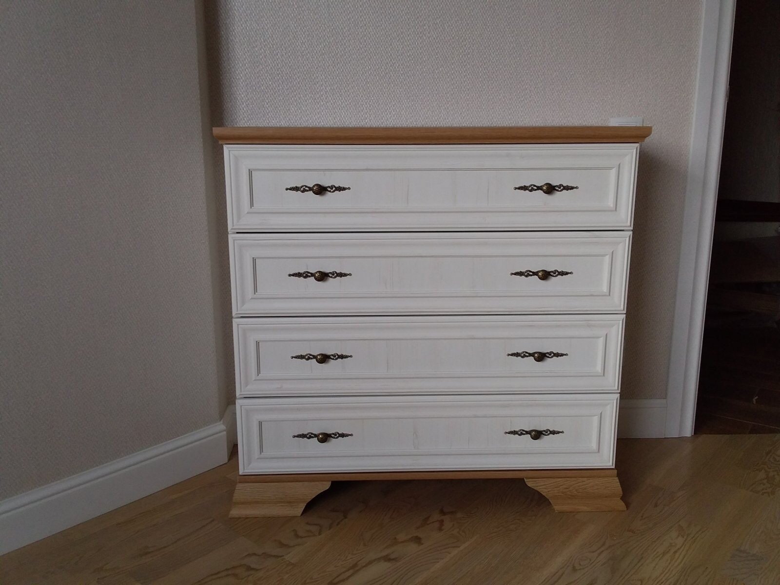 Комод для спальни с выдвижными ящиками Мебель-Сервис Ирис 4Ш 93,4х39х166,3 см Андерсон пайн/Дуб золотой (2214548) - фото 5 Комод для спальни с выдвижными ящиками Мебель-Сервис Ирис 4Ш 93,4х39х166,3 см Андерсон пайн/Дуб золотой (2214548) - фото 5