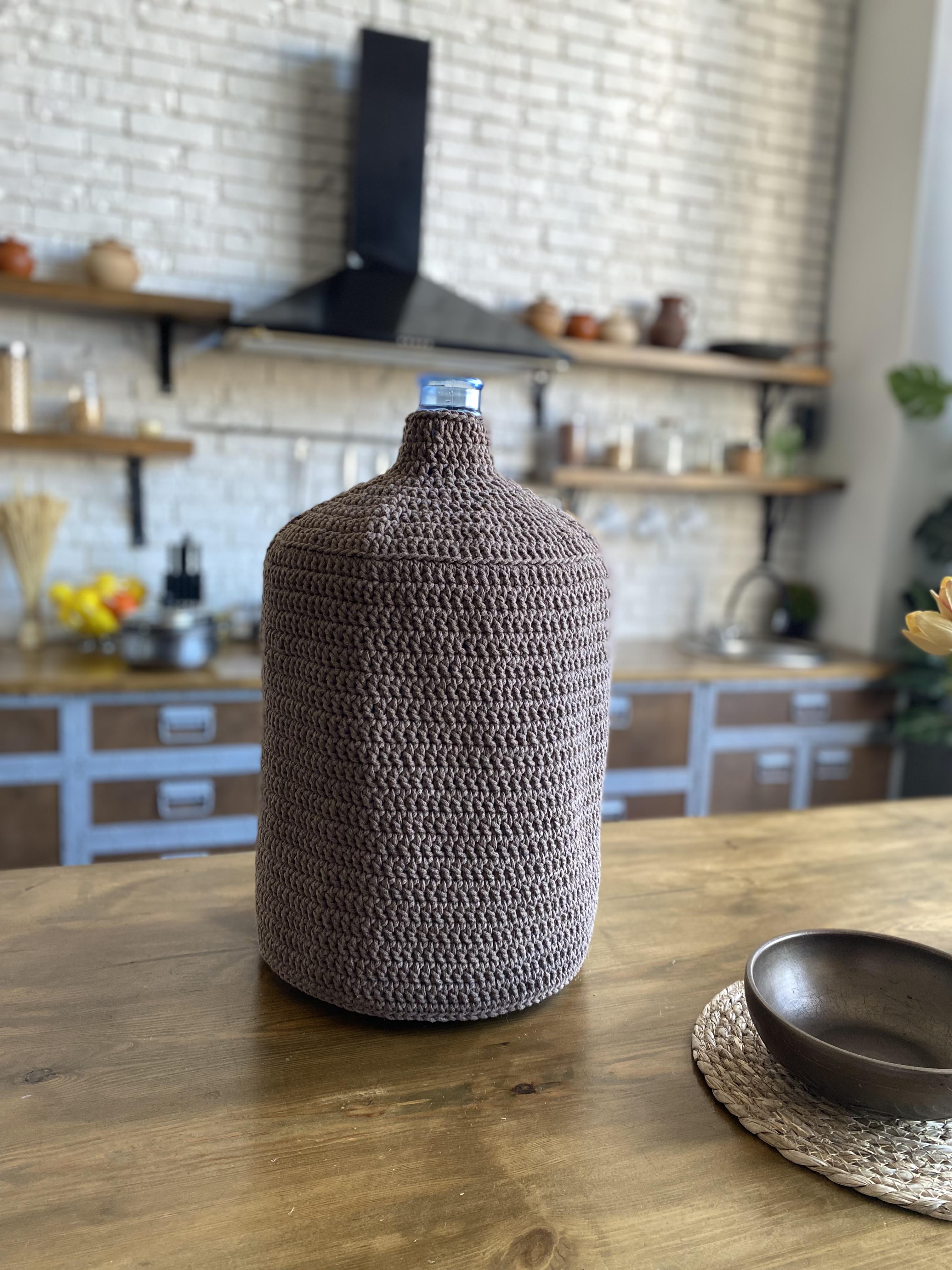 Чохол на бутль Svetla.jute із бавовни ручної роботи для бутля 19 л (JUTE0072) Чохол на бутль Svetla.jute із бавовни ручної роботи для бутля 19 л (JUTE0072)