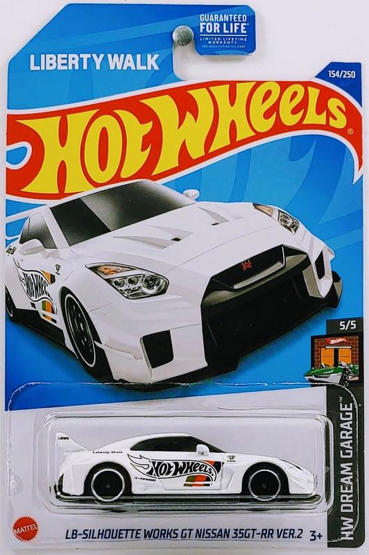 Игрушечная машинка Hot Wheels LB-Silhouette Works GT Nissan 35GT-RR Ver.2 2022 Dream Garage №154 (HCX49)