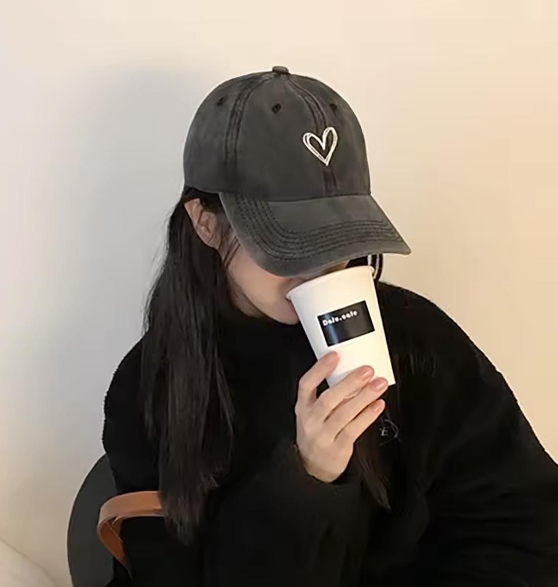 Кепка унісекс Wuke логотип Серце з вигнутим козирком One size Чорний (B738) - фото 4 Кепка унісекс Wuke логотип Серце з вигнутим козирком One size Чорний (B738) - фото 4