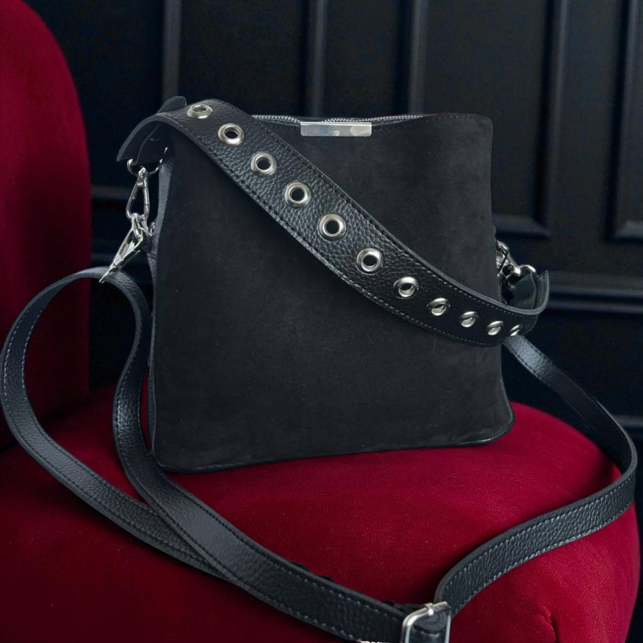 Сумка кросс боде женская через плечо с тремя отделениями из замши и экокожи Черный - фото 2 Сумка кросс боде женская через плечо с тремя отделениями из замши и экокожи Черный - фото 2