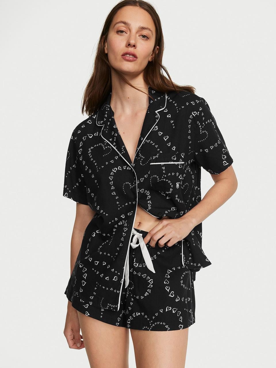 Піжама жіноча Victoria's Secret Flannel Short Pajama Set Swirl Hearts XS Black (26673735)
