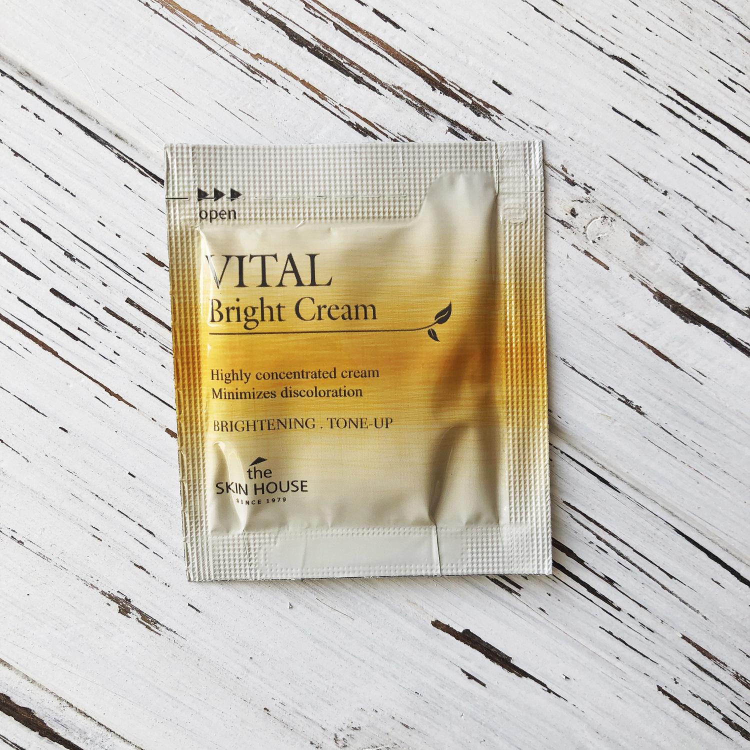 Пробник крем для ровного тона лица The Skin House Vital Bright Cream 2 мл