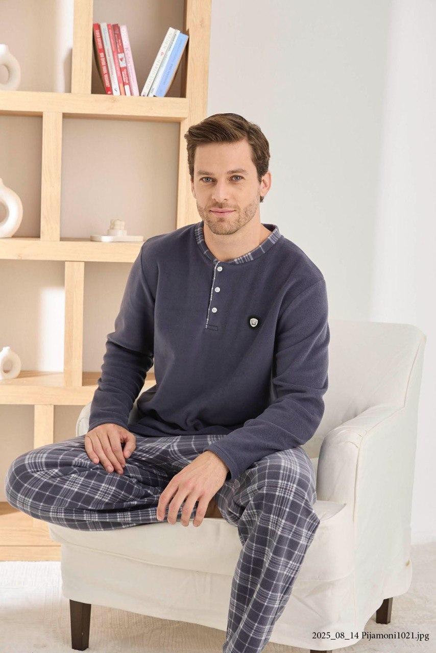 Пижама мужская теплая из флиса полар лонгслив и брюки в клетку M Темно-серый (PJ6100-7) - фото 2 Пижама мужская теплая из флиса полар лонгслив и брюки в клетку M Темно-серый (PJ6100-7) - фото 2