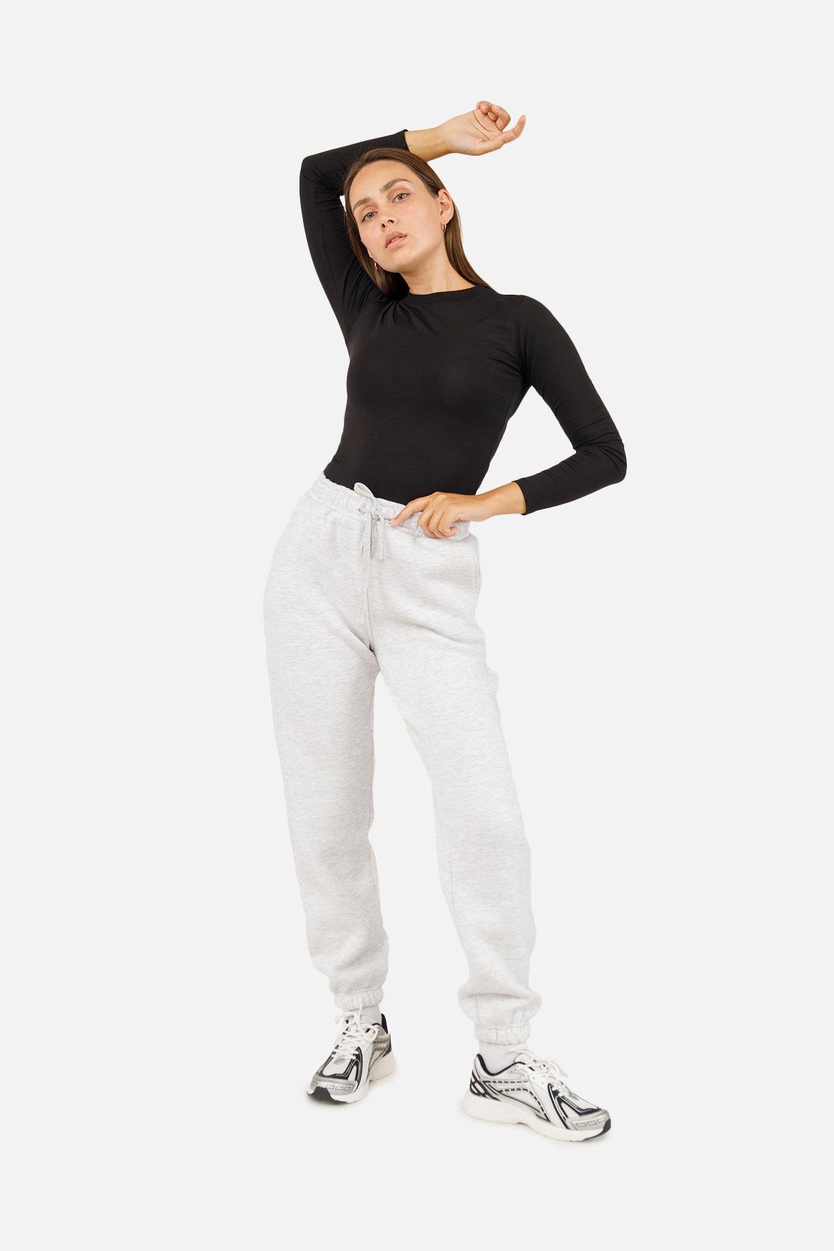 Брюки спортивные женские ЦБ-00254570 р. 44 Светло-серый (SKT001004659) Брюки спортивные женские ЦБ-00254570 р. 44 Светло-серый (SKT001004659)