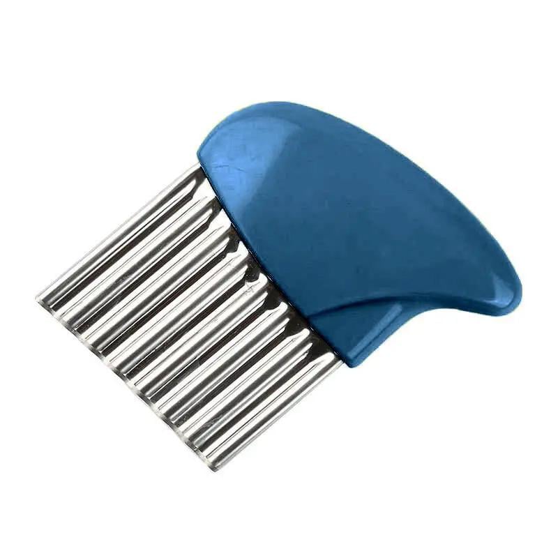 Нож для фигурной нарезки продуктов 11х10 см Голубой (84957) - фото 1 Нож для фигурной нарезки продуктов 11х10 см Голубой (84957) - фото 1