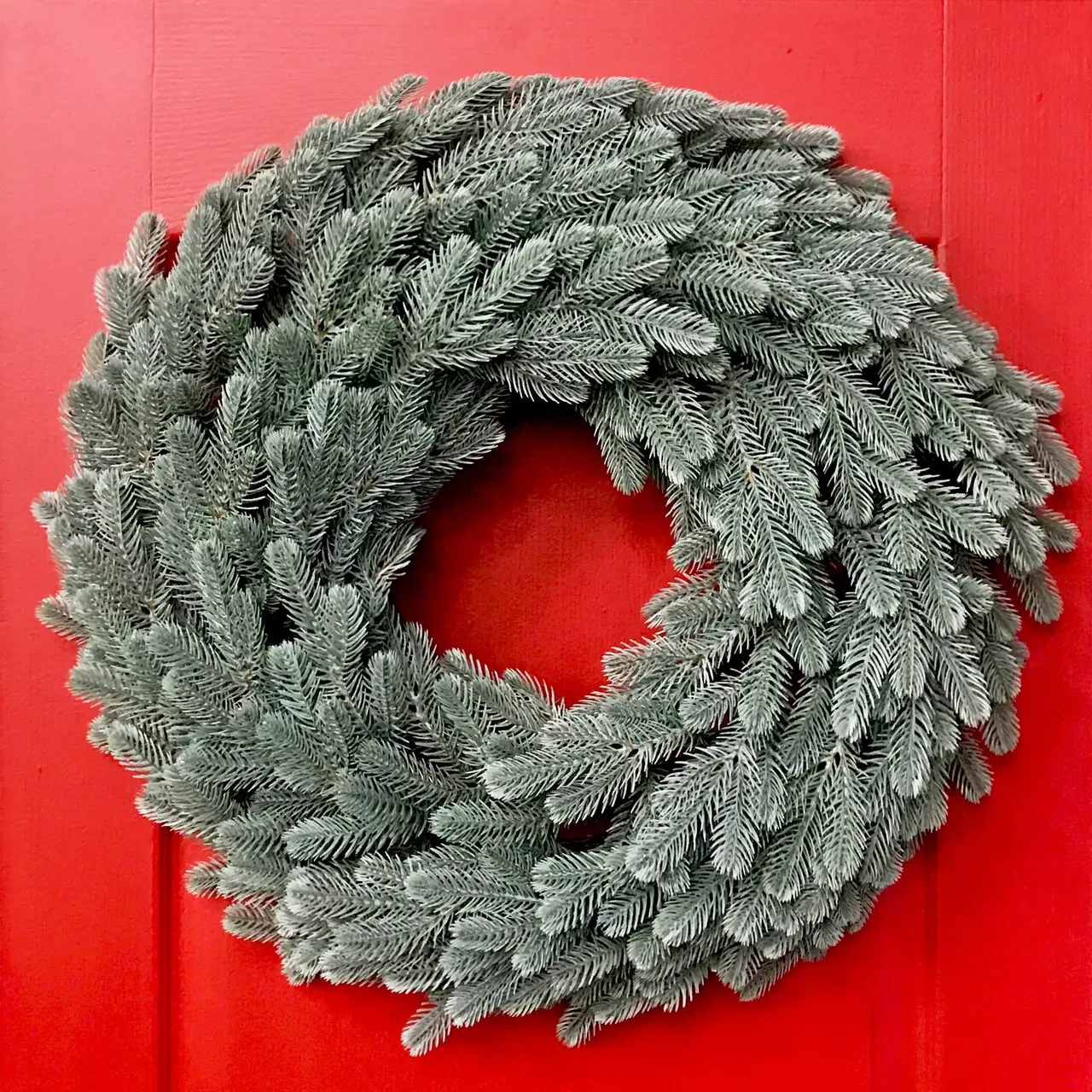 Венок новогодний на стену искусственный Хвоя Traditional 60 см Голубой (CNT00010660)