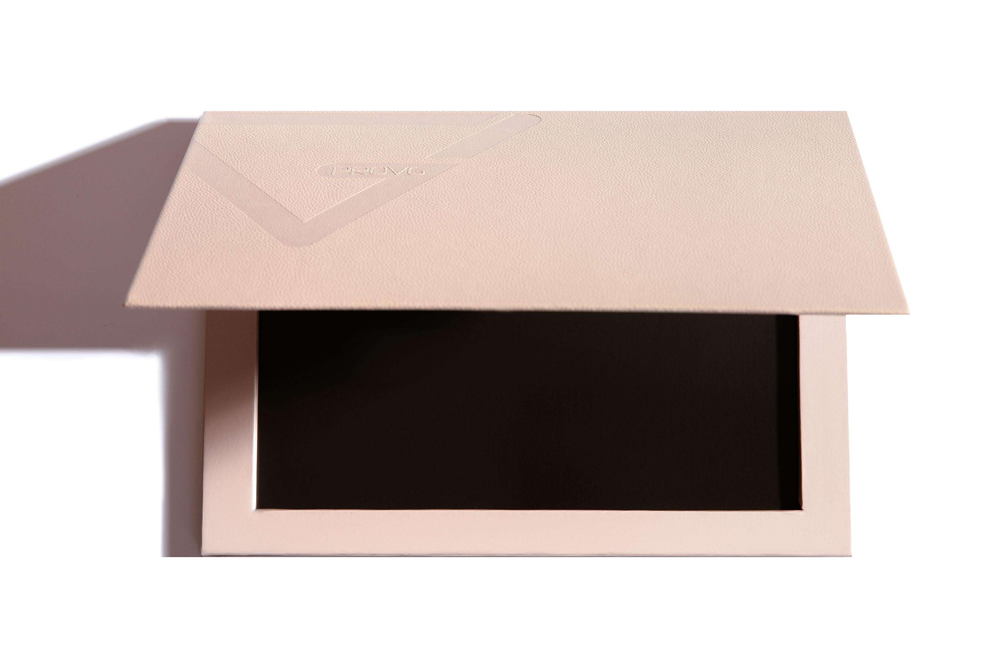 Палетка магнітна PROVG Graceful Delicate XL з екошкіри та суцільним магнітним полотном для рефілів (GD-XL)