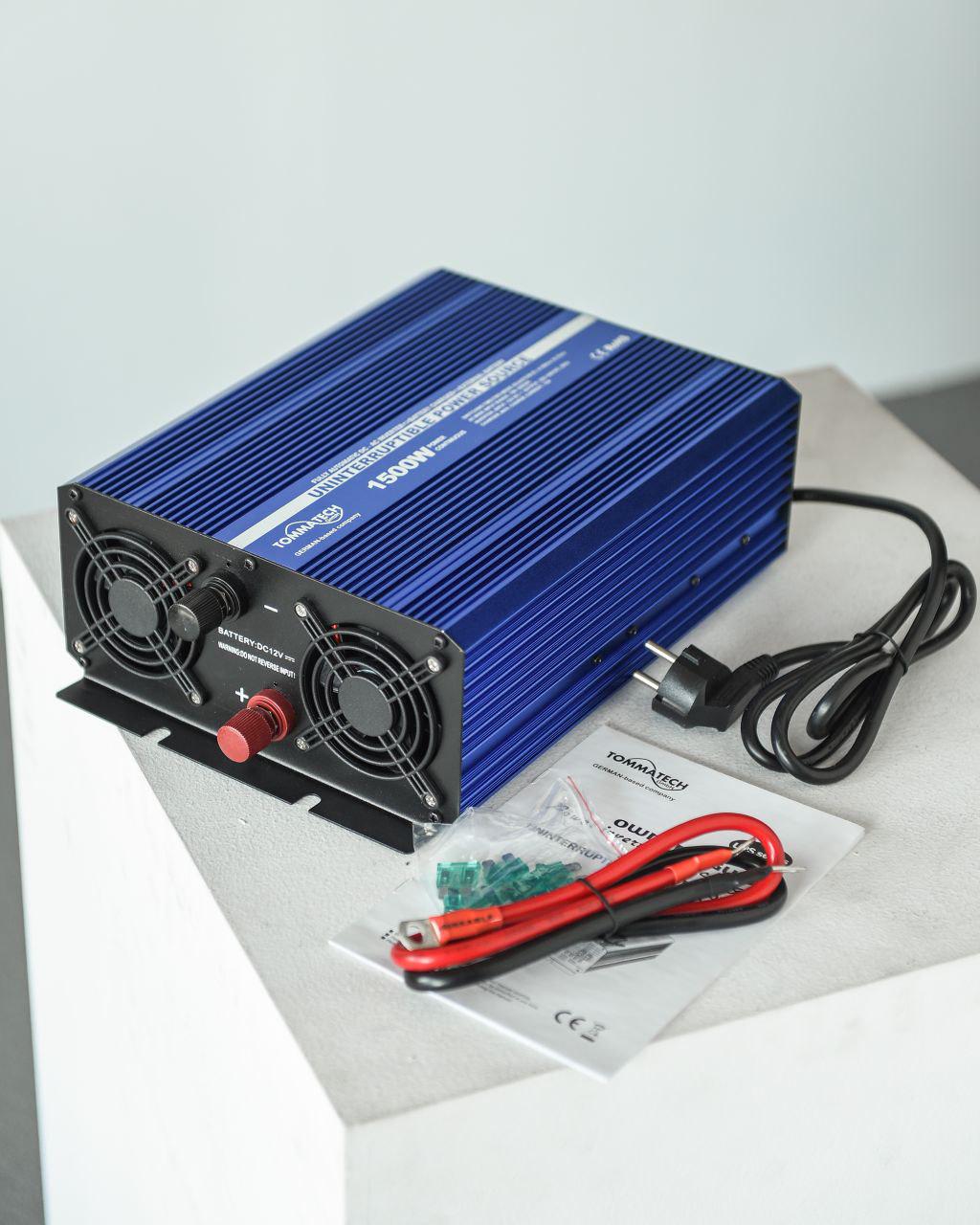 Інвертор із зарядним пристроєм TommaTech UPS-1500 C-1500W модифікована синусоїда