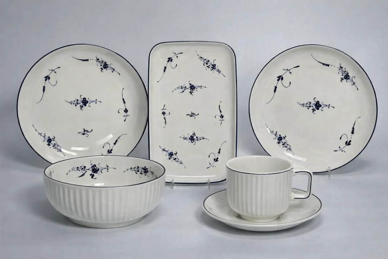 Столовий сервіз RG 1123 на 6 персон 32 предмети тарілки/піал/чашки та блюдце (31936788)