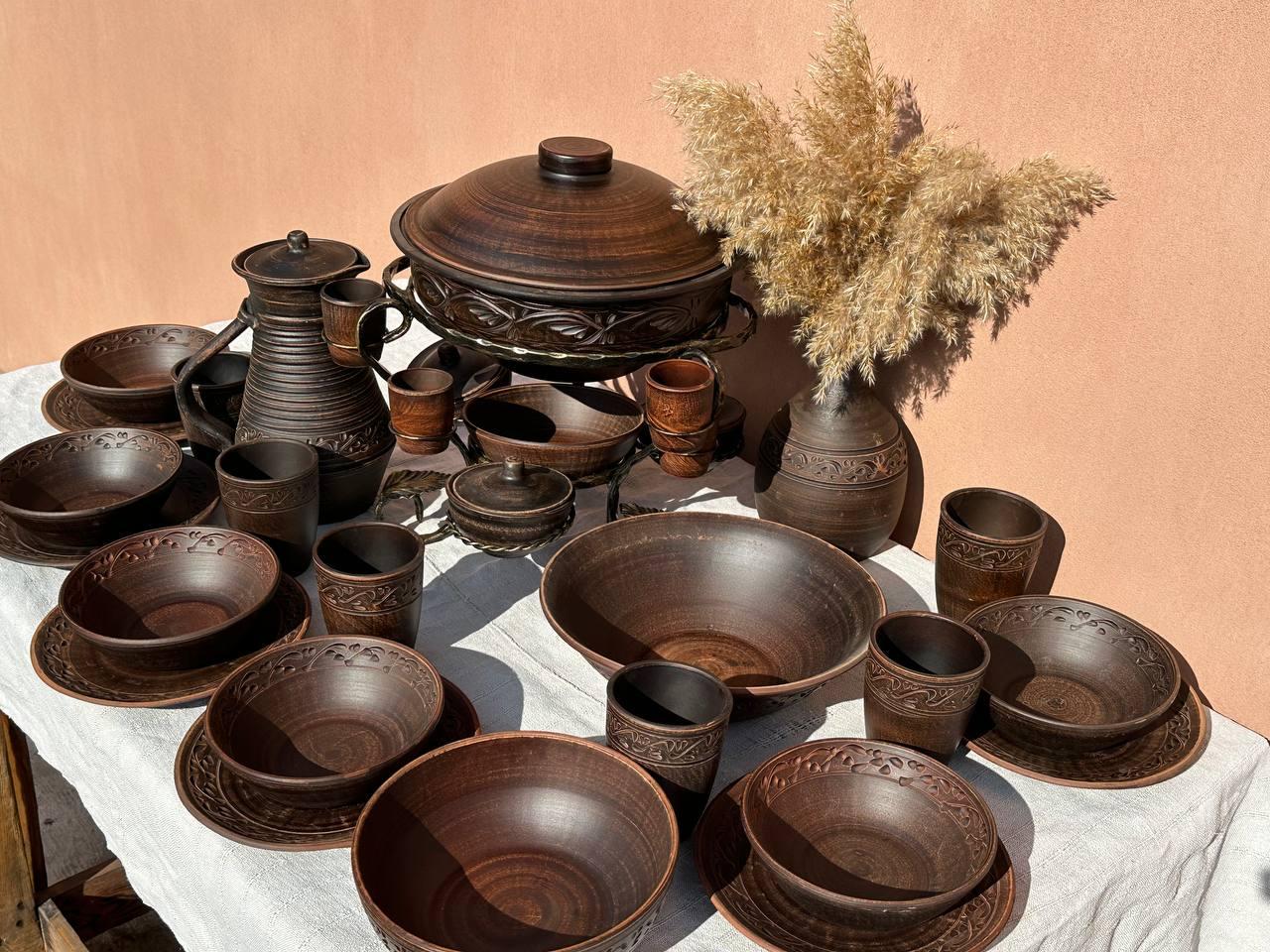 Набір столового посуду Господиня із червоної глини (2577449787)