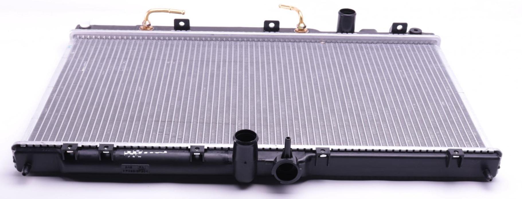 Радиатор охлаждения NRF Mitsubishi Lancer 1.6 03- (53778)