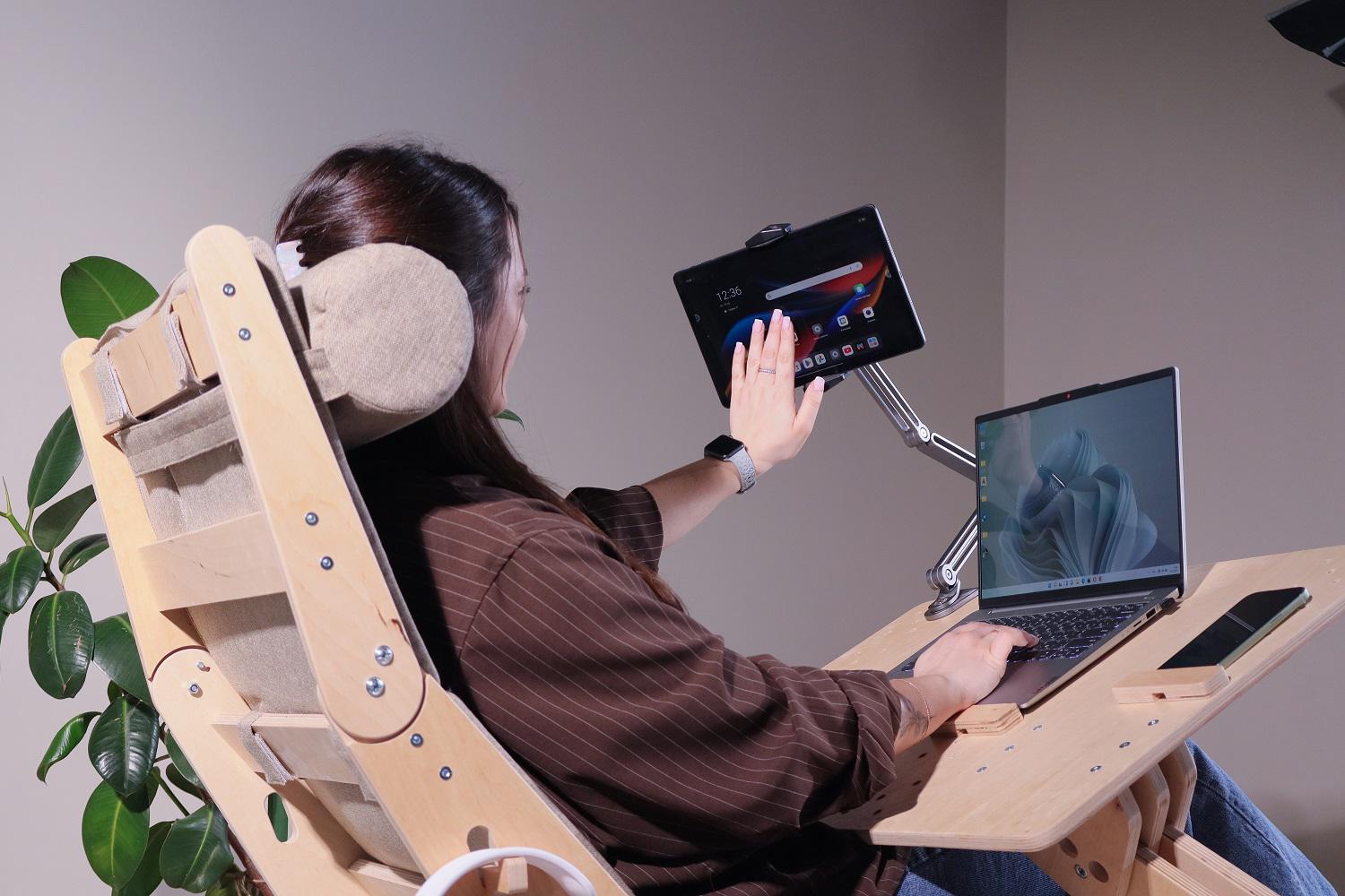 Стіл комп'ютерний трансформер ТО-17 для роботи напів-лежачи та лежачи Натуральний - фото 3 Стіл комп'ютерний трансформер ТО-17 для роботи напів-лежачи та лежачи Натуральний - фото 3