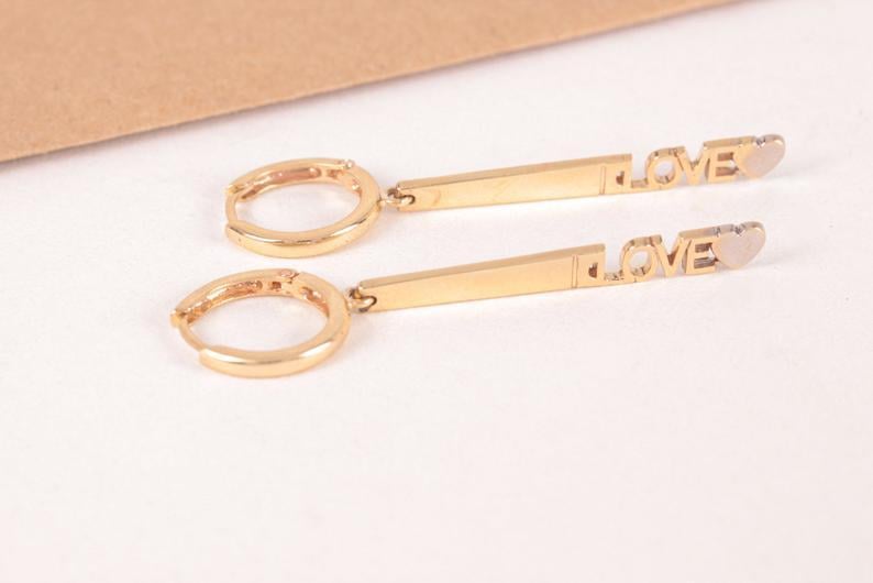 Сережки з жовтого золота LOVE (1612962740)