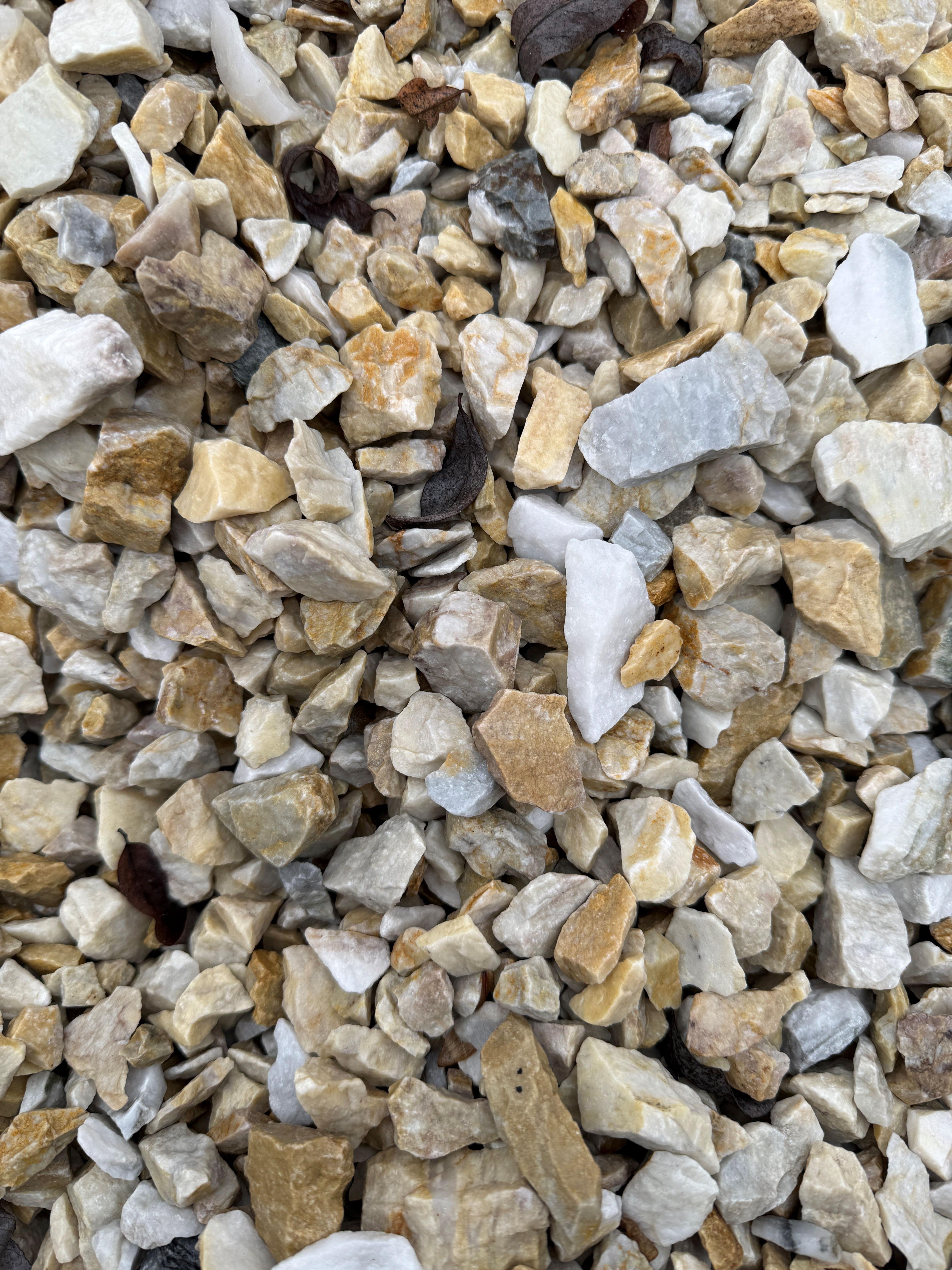 Крихта мармурова 10 кг 10-30 мм Біло-кремовий