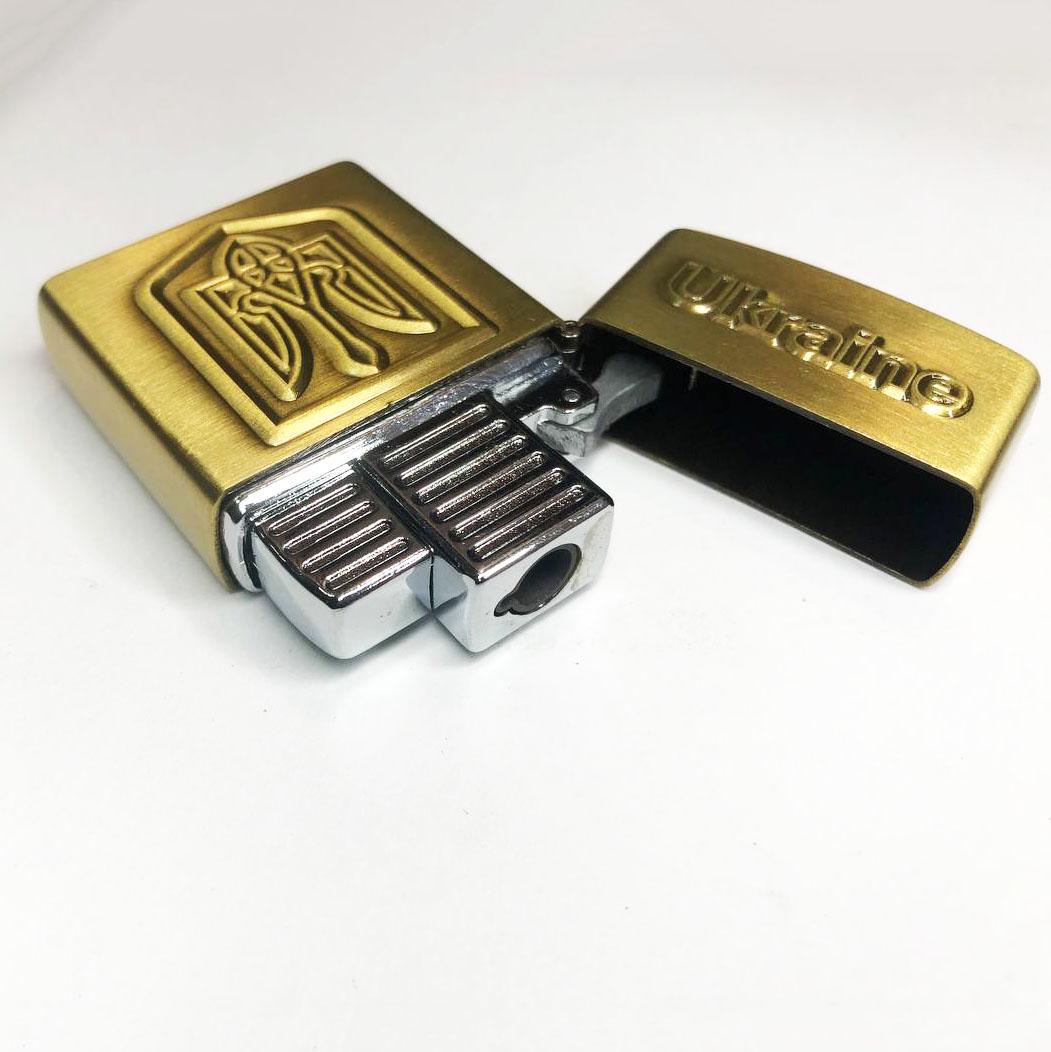 Зажигалка Герб Украины Золото (11134) - фото 2 Зажигалка Герб Украины Золото (11134) - фото 2