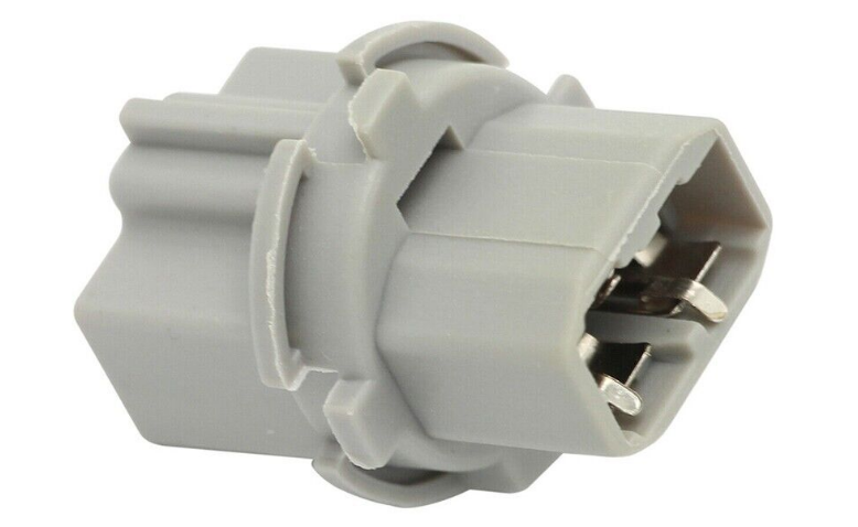 Цоколь лампы заднего фонаря Mazda 2 '07-14/3 '03-09/CX-5 '10-18 (G14S-51-3E7)