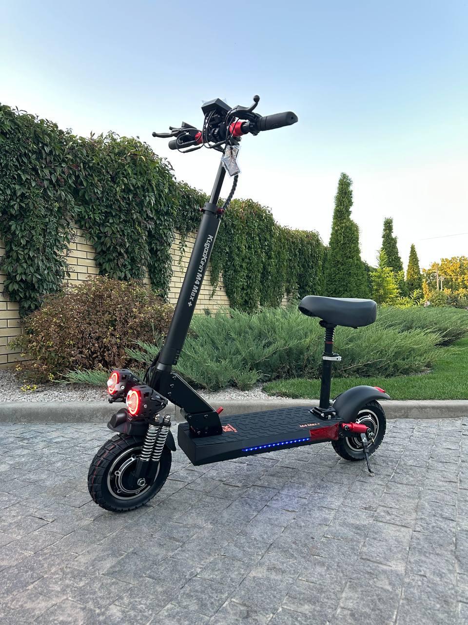 Электросамокат двухмоторный с сидением KugooKirin M4 Max+ Plus NFC key 2000W 23Ah - фото 2 Электросамокат двухмоторный с сидением KugooKirin M4 Max+ Plus NFC key 2000W 23Ah - фото 2