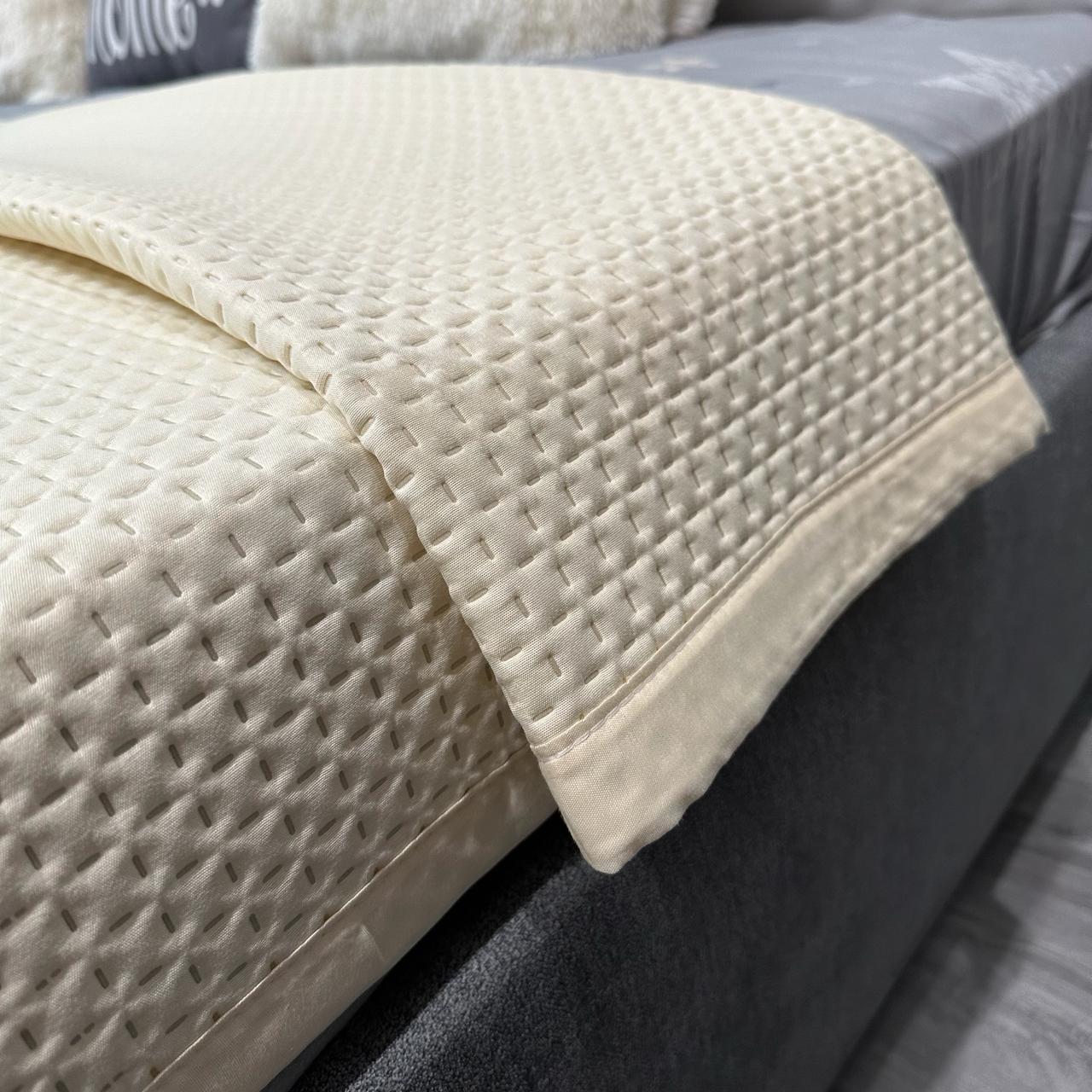 Покрывало на кровать евро 200x230 см Молочный (28796092) - фото 7 Покрывало на кровать евро 200x230 см Молочный (28796092) - фото 7