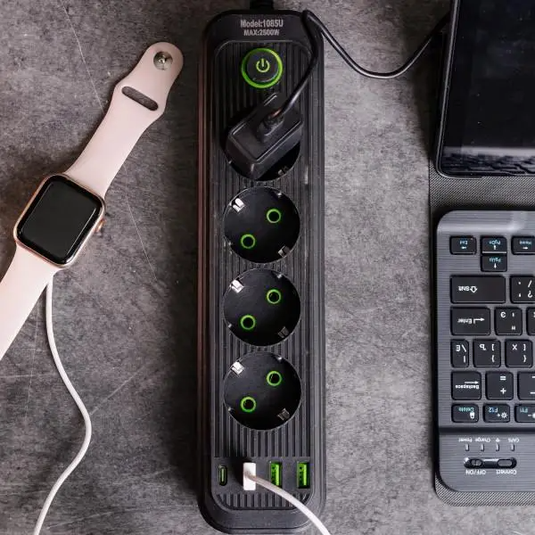 Фильтр-удлинитель сетевой EURO 4 розетки 3 USB 5 м Черный (HP-5-14) - фото 8