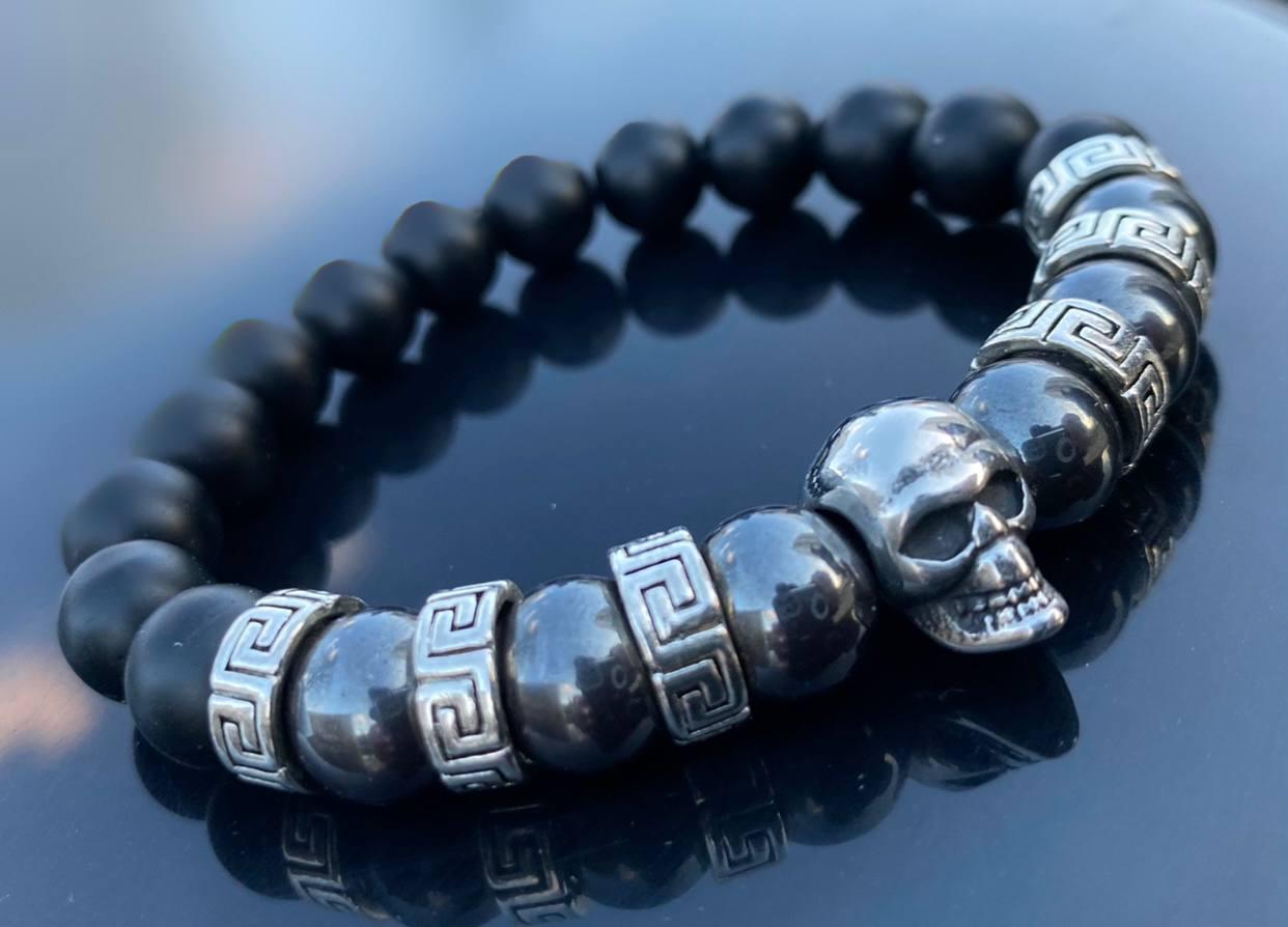 Браслет LITAURS из натурального камня черный оникс гематит d 10 мм с черепом и металлическими вставками М 15-17 см (24111) - фото 3 Браслет LITAURS из натурального камня черный оникс гематит d 10 мм с черепом и металлическими вставками М 15-17 см (24111) - фото 3
