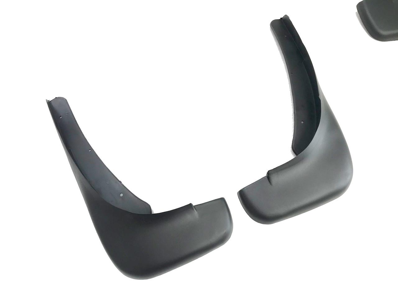 Бризковики AVTM Volkswagen Golf 5 HB 2003-2008 1K0075101/1K0075111 4 шт. (MF.VWGO0308) - фото 4 Бризковики AVTM Volkswagen Golf 5 HB 2003-2008 1K0075101/1K0075111 4 шт. (MF.VWGO0308) - фото 4