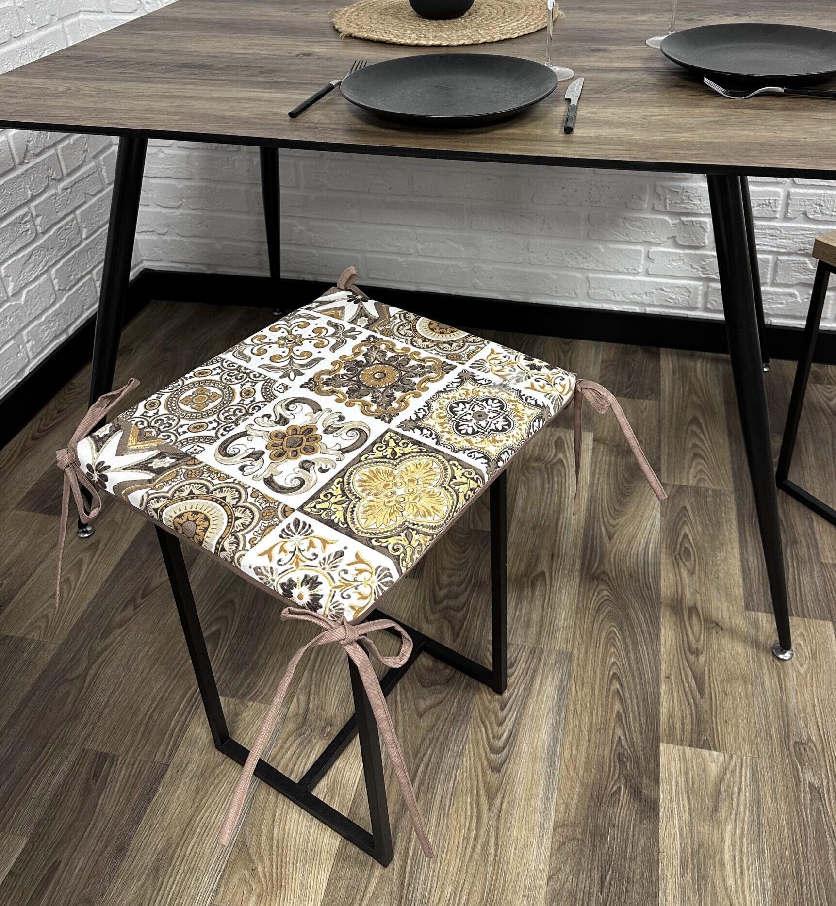 Сиденье Comfort Home Abstraction на стул 40х40х10 см