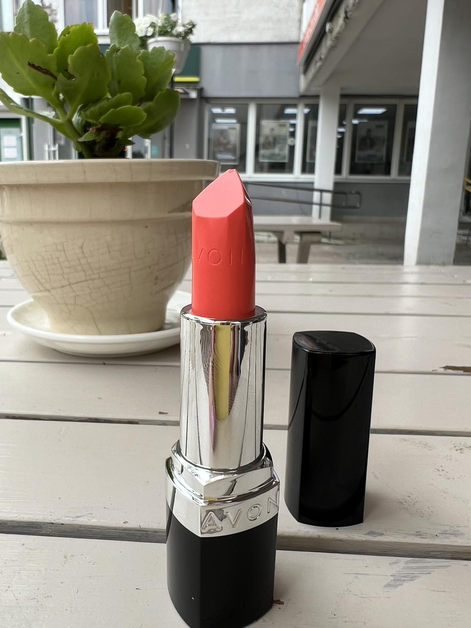 Губная помада Кремовый Avon Ультра RIPE PAPAYA (2198504128) - фото 5 Губная помада Кремовый Avon Ультра RIPE PAPAYA (2198504128) - фото 5