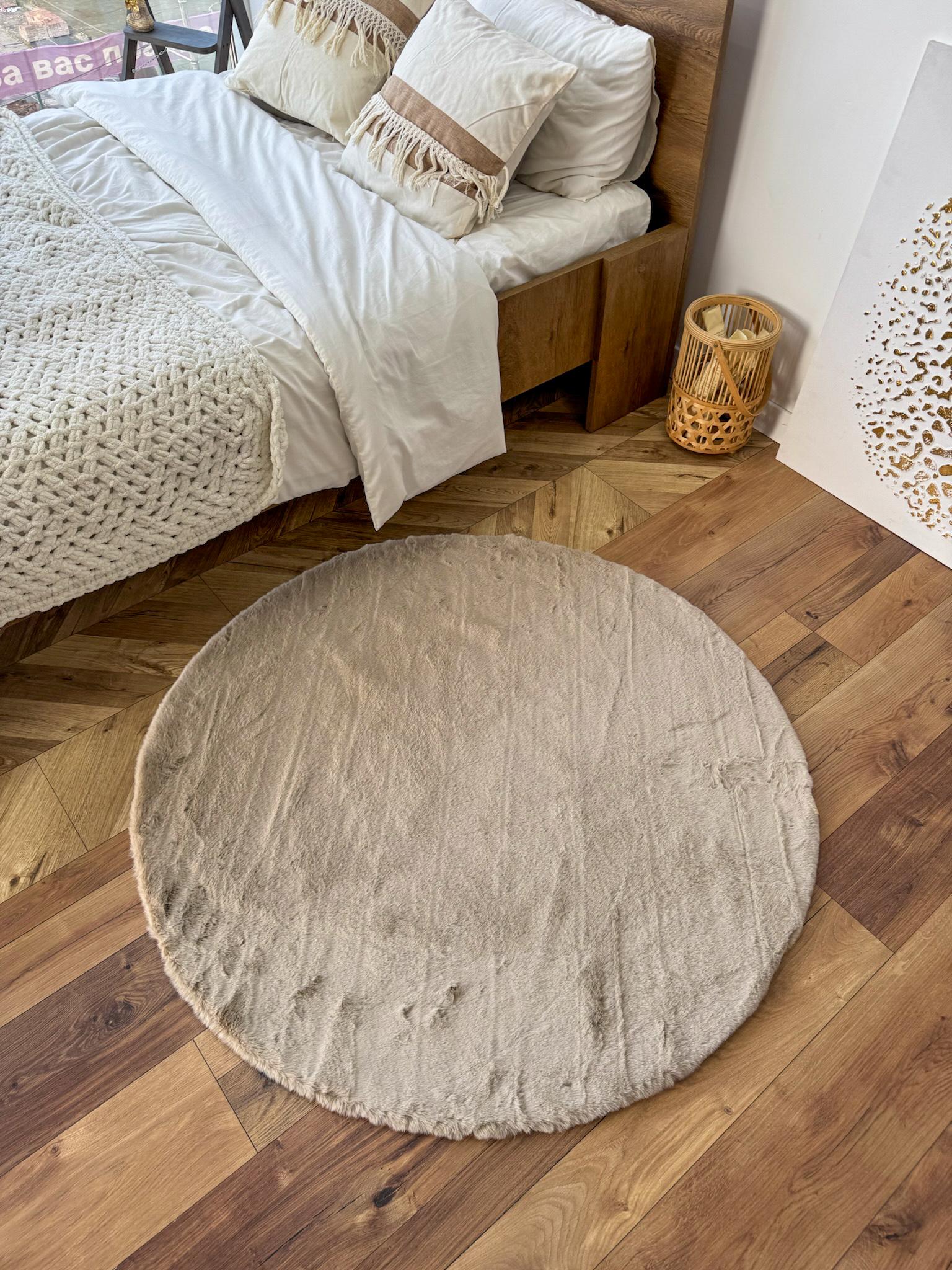 Ковер круглый из искусственного меха кролика 180 см Бежевый