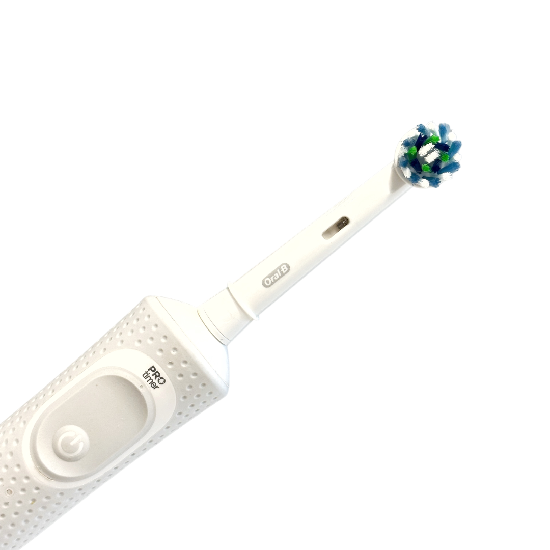 Электрическая зубная щетка Oral-B Braun Vitality Cross Action D100 White (23456) - фото 4