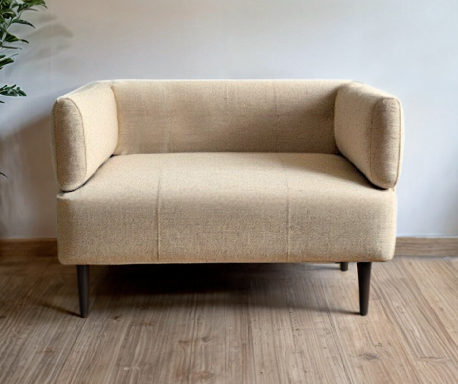 Крісло офісне ТОБІ ШО Бенно-1 Alpaca з підлокітниками та конусною ногою букле 1000х720х750 мм Айворі/04 - фото 1 Крісло офісне ТОБІ ШО Бенно-1 Alpaca з підлокітниками та конусною ногою букле 1000х720х750 мм Айворі/04 - фото 1