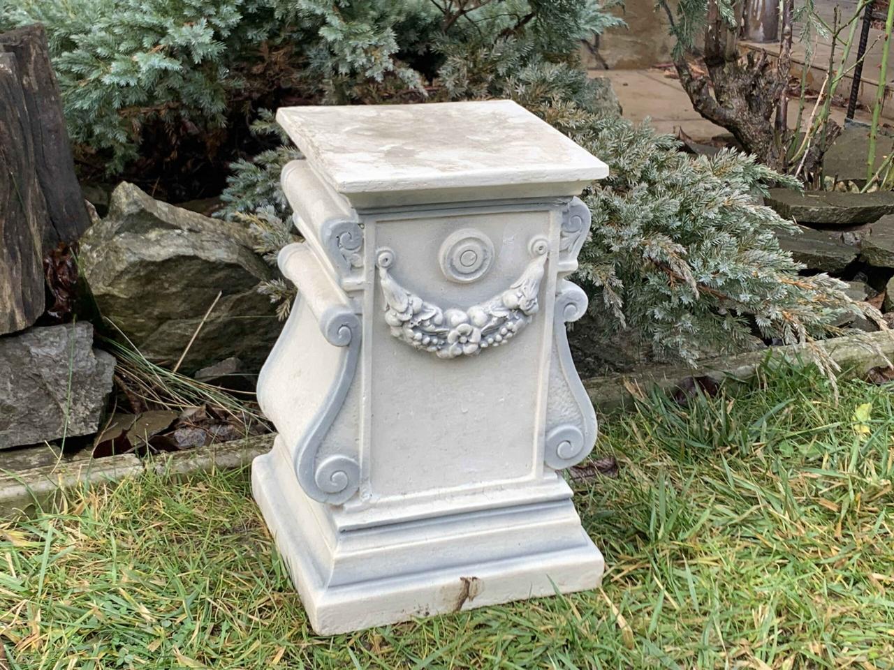 Садова фігура/статуетка Олімпійська тумба Садова з цементу ручна робота 31 см (456014)