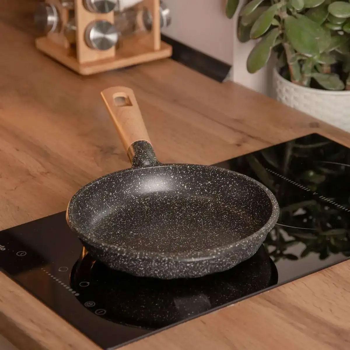 Сковорода алюмінієва MGC мармурове антипригарне покриття 1,4 л Ø 22 см з товстим дном Чорний - фото 2