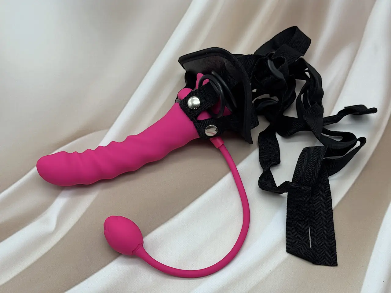 Вібро-страпон подвійний жіночий Vibro-strapon з анальною вагінальною пробкою (SE-1058)