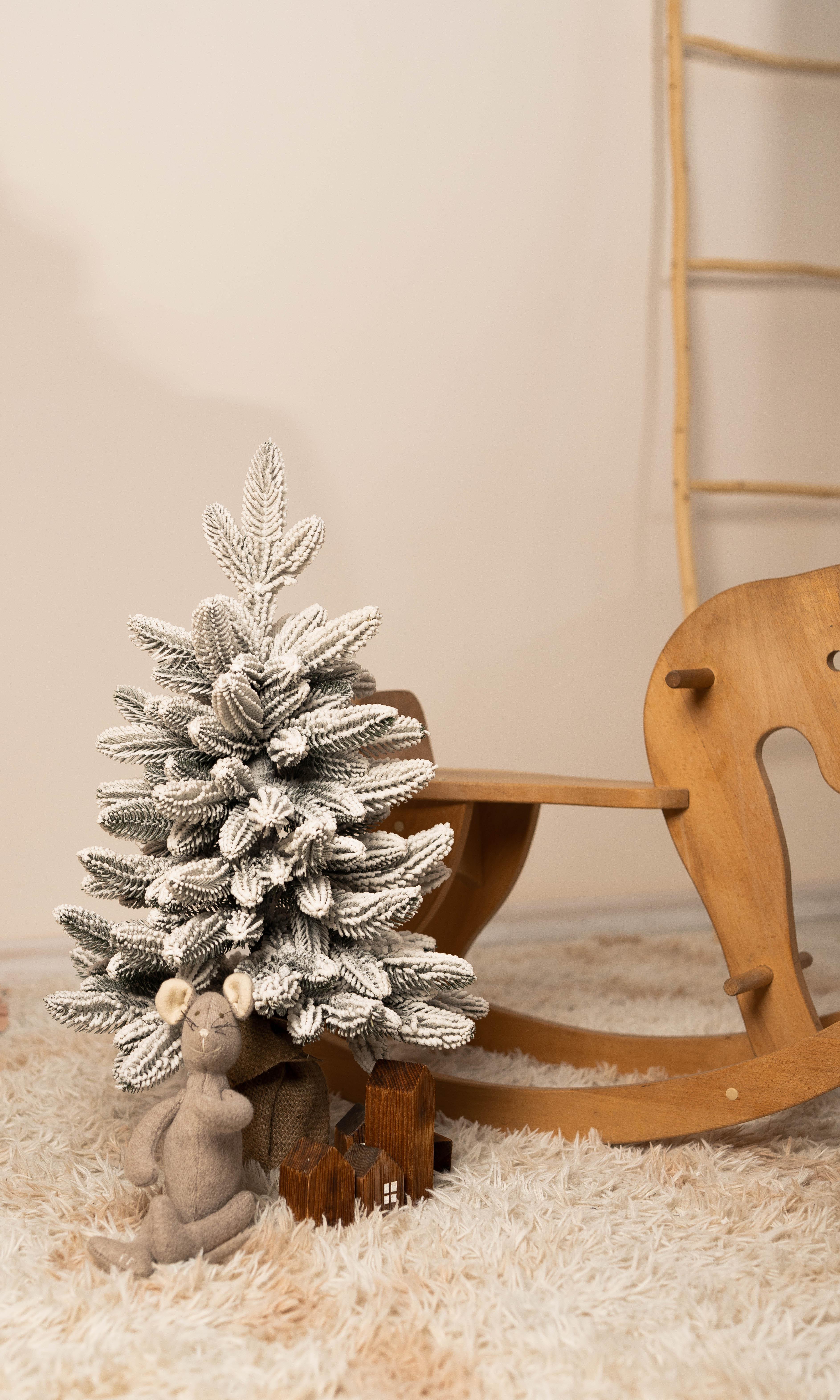 Елка Мини заснеженная (13239920) Елка Мини заснеженная (13239920)