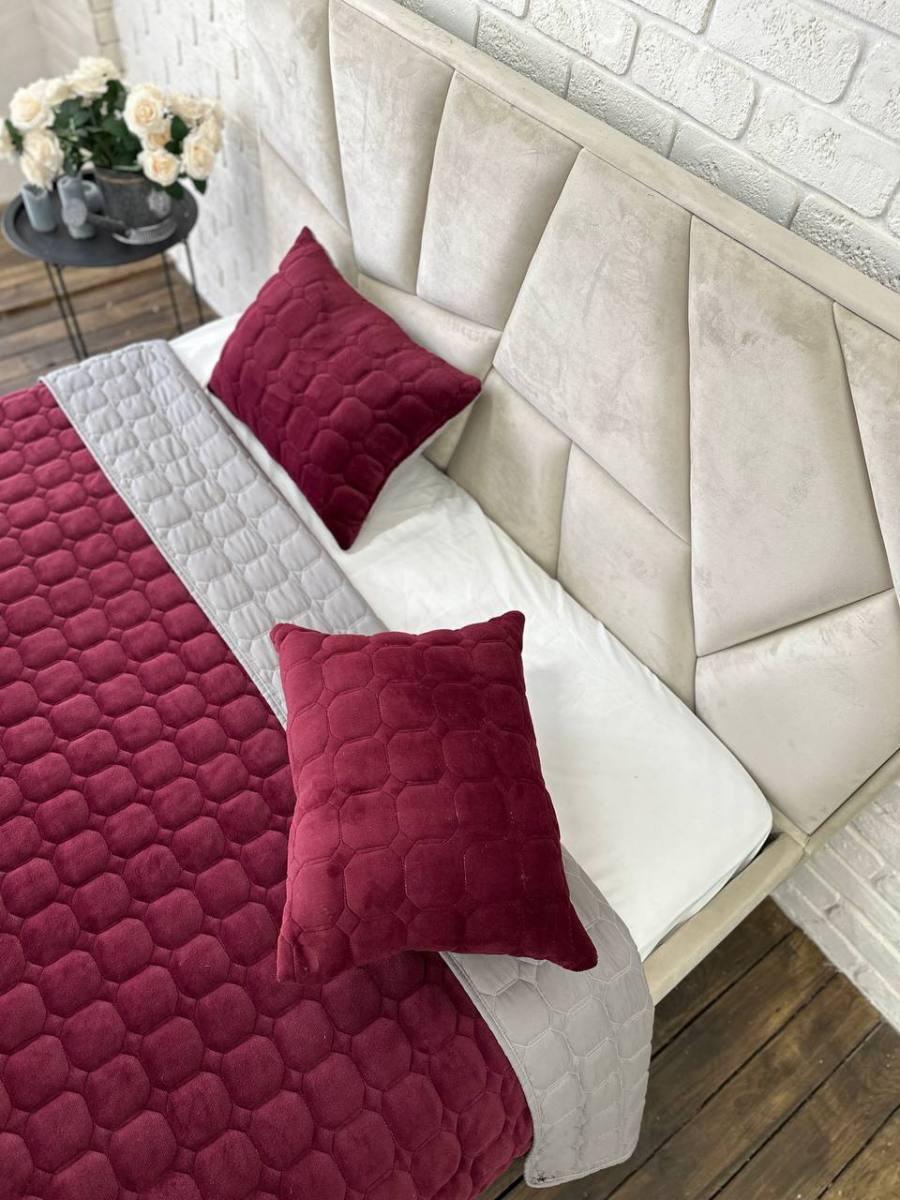 Покривало двостороннє з мікрофібри 210х230 см із подушками 2 шт. 40х60 см Бордовий (Д-cap-podush-005) - фото 2