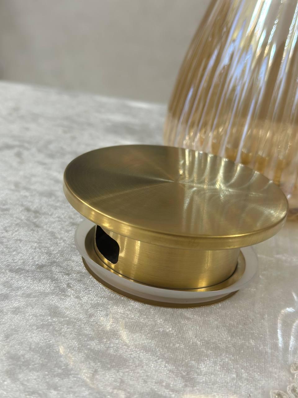 Кувшин для напитков Vittora VT-5904-1500 термостойкое стекло 1,5 л Золотистый (VT-5904-1500) - фото 6 Кувшин для напитков Vittora VT-5904-1500 термостойкое стекло 1,5 л Золотистый (VT-5904-1500) - фото 6