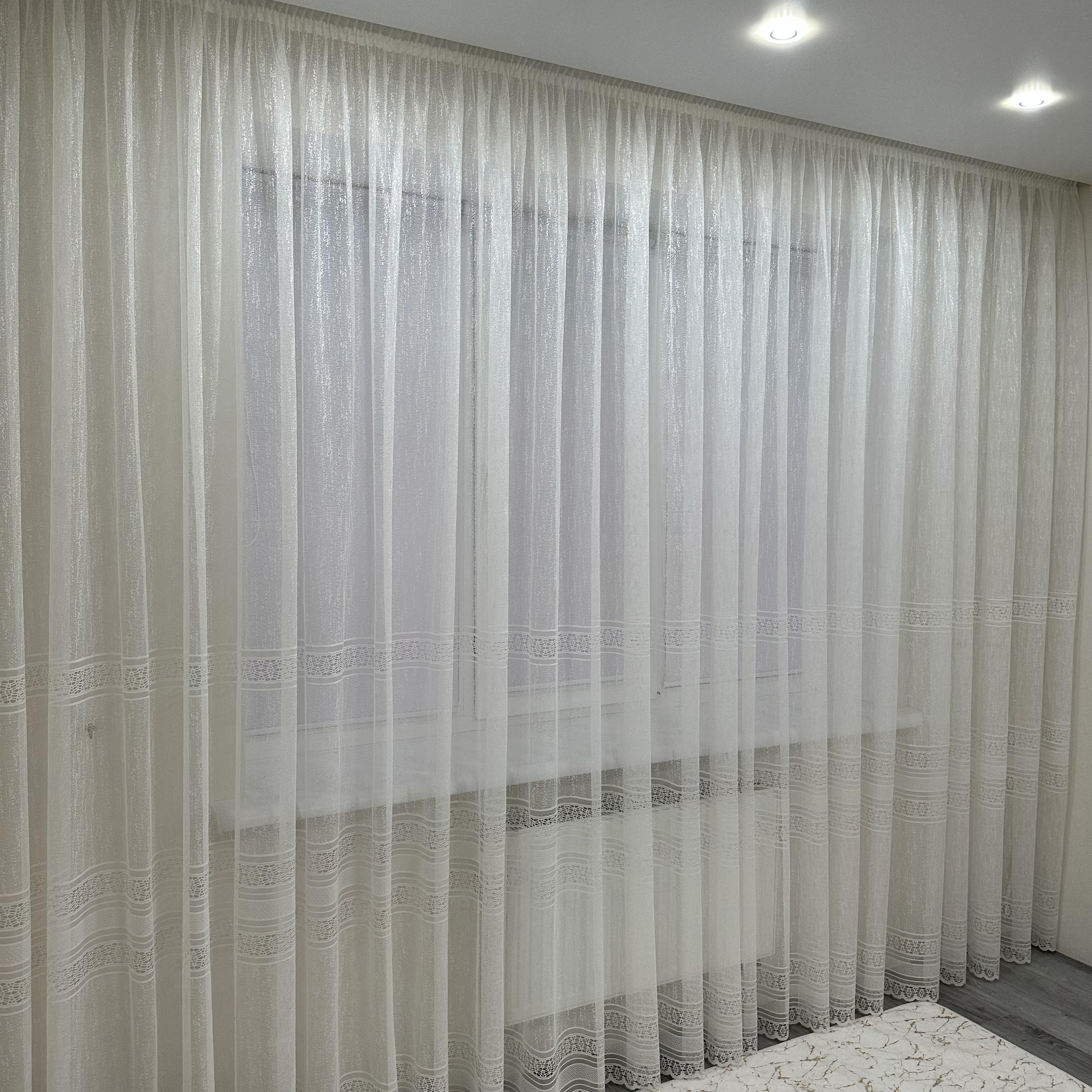 Тюль жаккард готова с узором 400х270 см на тесьме 6 см 2 ряда петель Молочный (ТПМ-4) - фото 1 Тюль жаккард готова с узором 400х270 см на тесьме 6 см 2 ряда петель Молочный (ТПМ-4) - фото 1