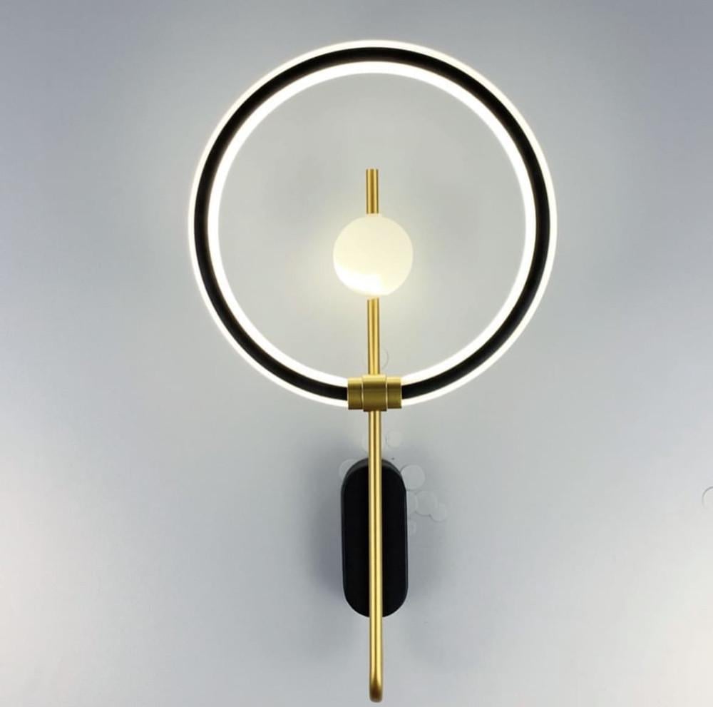 Светильник стильный и современный настенный Черный/Золотой (BD 118 BK+GD)