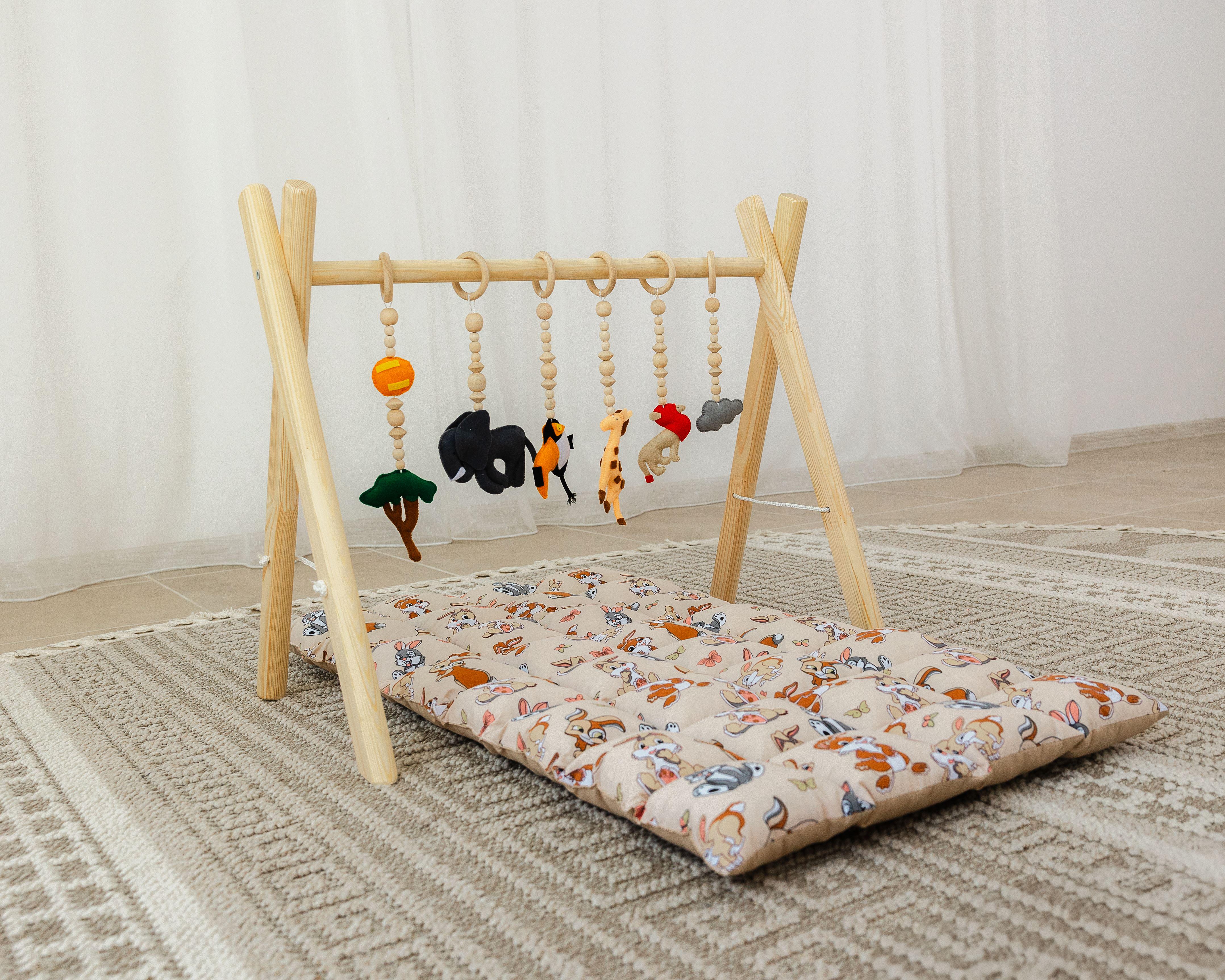 Мобиль деревянный Монтессори Сафари с матрасом Funny rabbits (0002326)