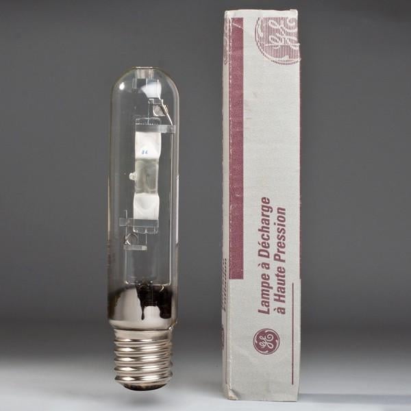 Лампа металлогалогенная General Electric ARC250/T/VBU/960/E40