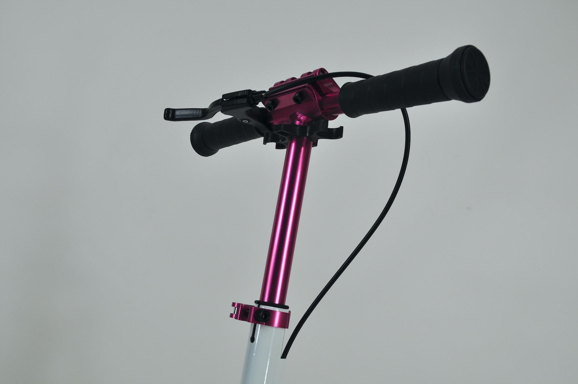 Самокат Maraton Decider з амортизаторами та підногою + ремінь Рожевий - фото 12 Самокат Maraton Decider з амортизаторами та підногою + ремінь Рожевий - фото 12