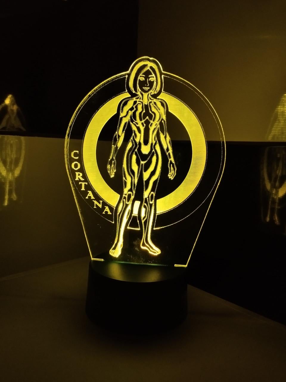 3D-ночник Cortana несколько подсветок/батарейка/220V (2755734095) 3D-ночник Cortana несколько подсветок/батарейка/220V (2755734095)