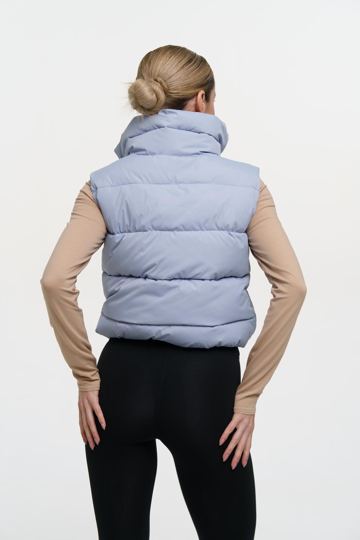 Жилетка жіноча укорочена Intruder Lola з утепленням M-L Блакитний (1343916509/5/2) - фото 7 Жилетка жіноча укорочена Intruder Lola з утепленням M-L Блакитний (1343916509/5/2) - фото 7