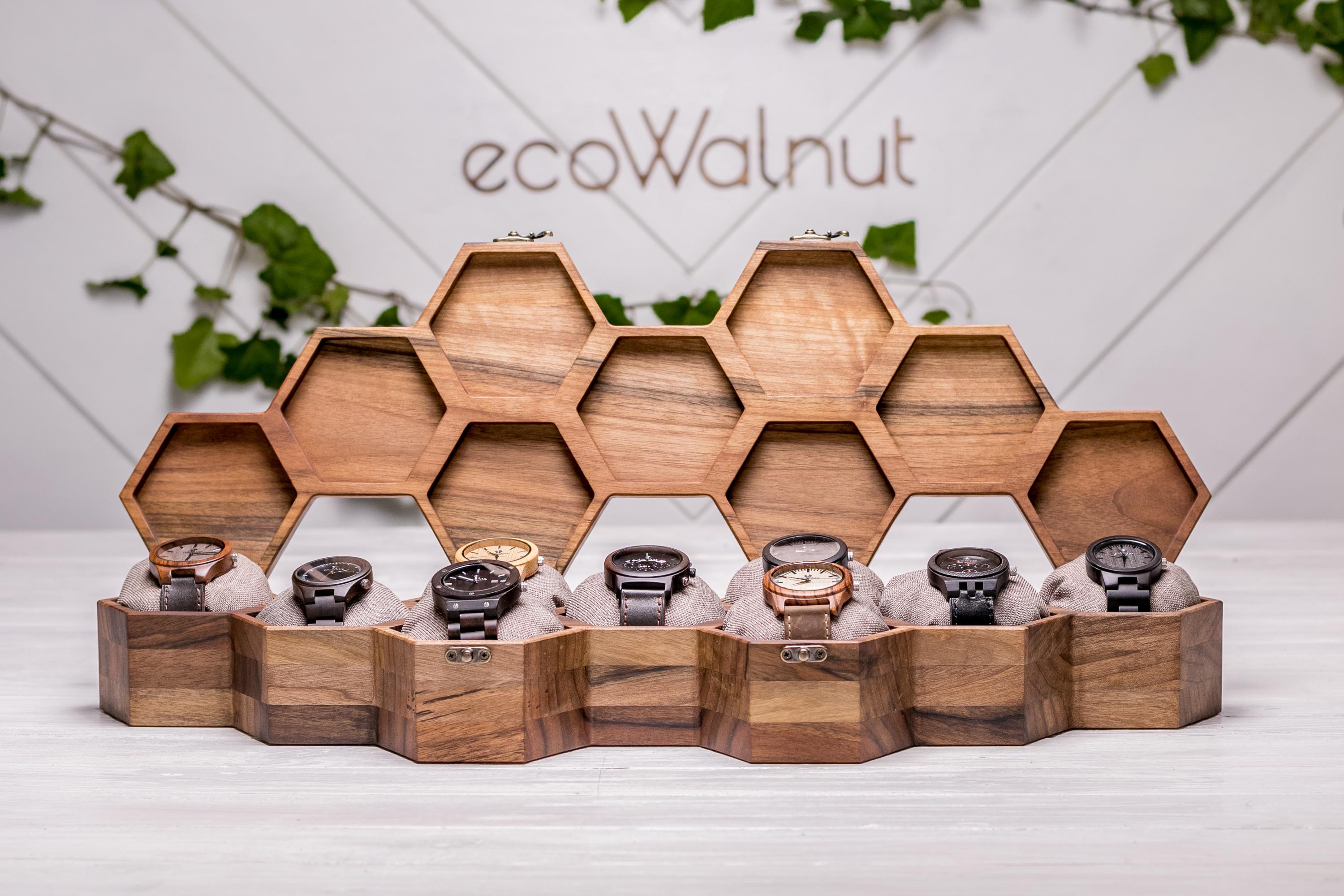 Шкатулка-органайзер EcoWalnut для часов с индивидуальным гравированием (EB-16.9.2) - фото 17